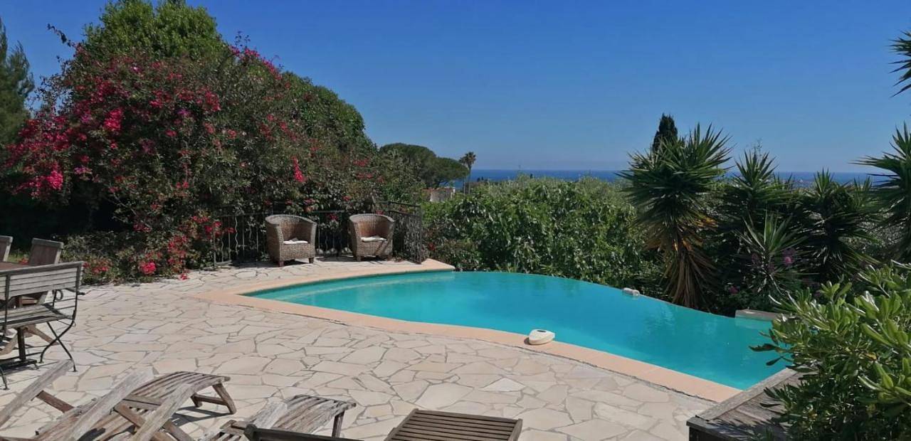 Double Room with Sea View in Antibes, Côte méditerranéenne (France)