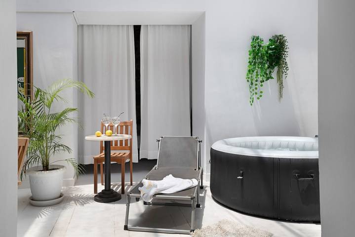Ganzes Studio, Geräumiges, helles Loft im rustikalen Stil im Stadtzentrum – ideal für Gruppen in Arrecife Centro, Arrecife