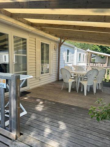 Location de vacances pour 4 personnes, avec terrasse et piscine, animaux acceptés à Ivry-la-Bataille