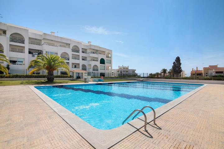 Gîte pour 4 personnes, avec bassin pour enfant et balcon, animaux acceptés à Porches - 2