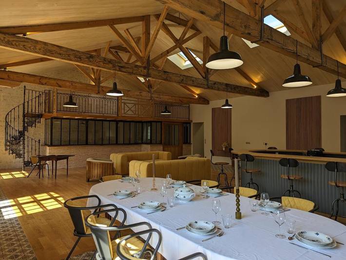 Gîte pour 8 personnes, avec vue à Gondeville - 4