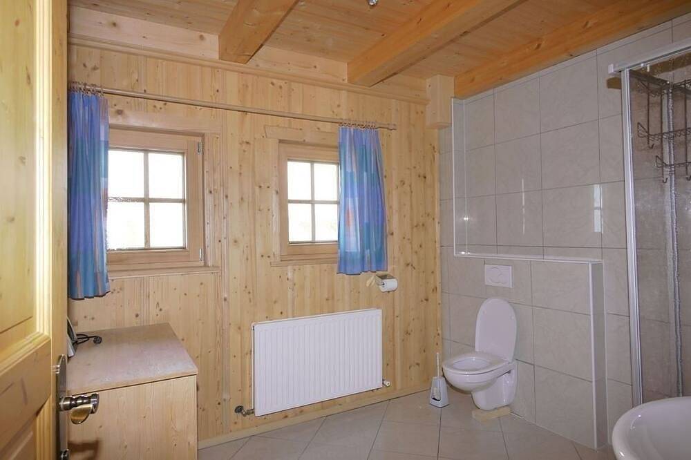 Vacation home for 6 guests with 65m² in Hainzenberg in Hainzenberg, Zillertaler Alpen