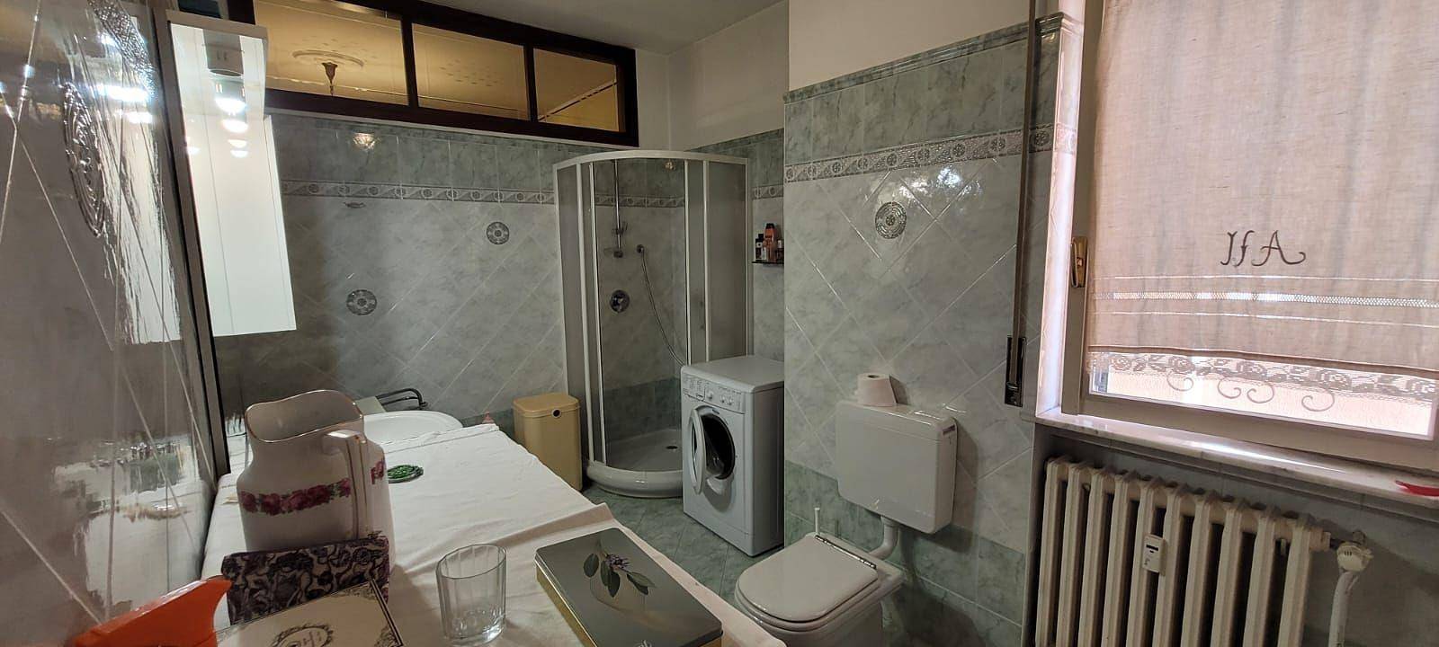 Appartamento intero, "Casa Verdi" sul lago a due passi dal centro città in Luino, Comune di Luino