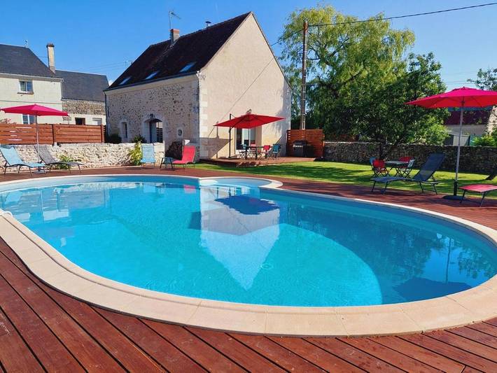 Gîte pour 11 personnes, avec piscine et jardin à Chambourg-sur-Indre