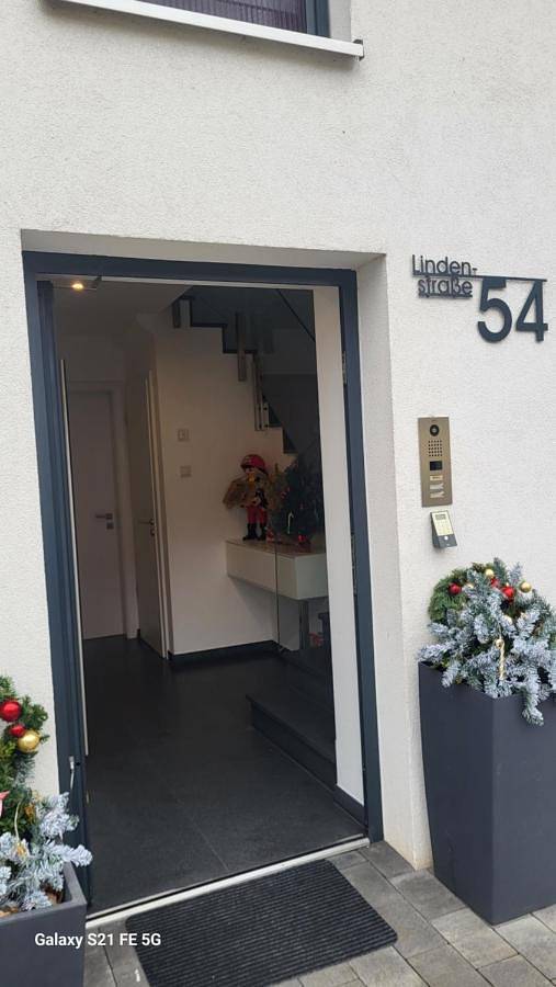 Ferienwohnung für 8 Personen, mit Garten und Ausblick, mit Haustier in Zirndorf - 4