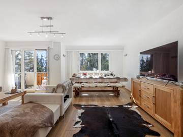 Gîte pour 8 personnes, avec balcon et vue à Crans-Montana