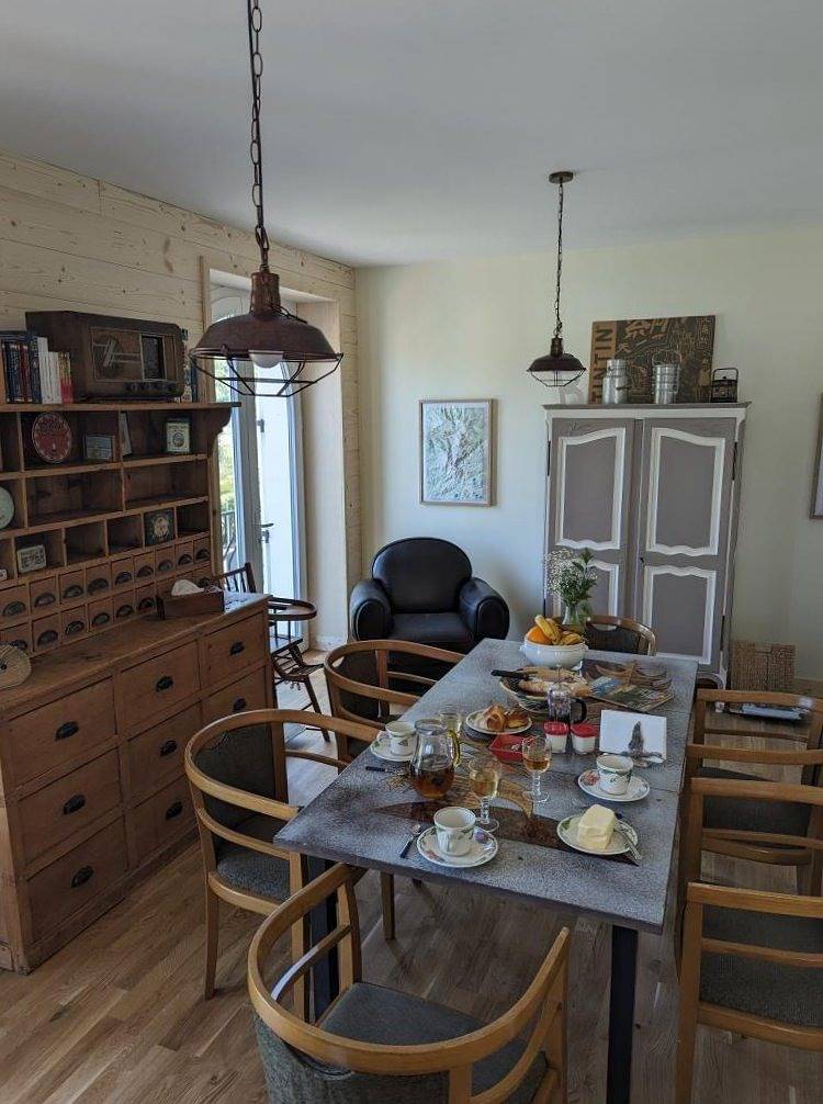Chambres d'hôtes Le Balad'où - La Chambre d'Ici in La Bourboule, Parc naturel régional des Volcans d'Auvergne