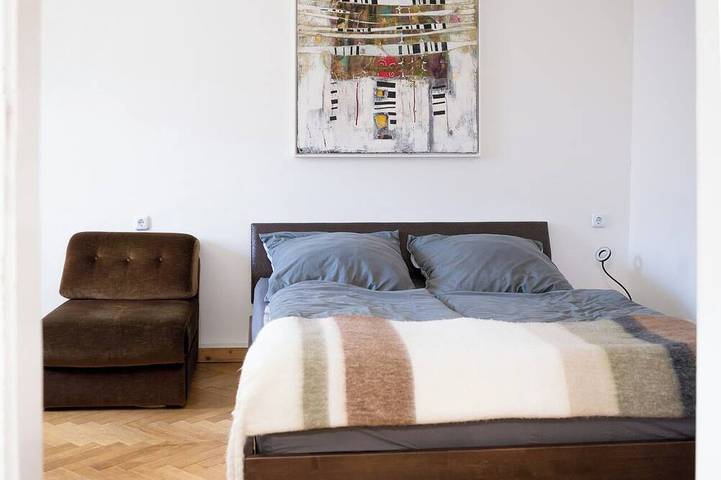 Ganze Wohnung, Urban Central Flat 4 Schlafzimmer 2 Balkone Wohnküche in Innenstadt Lage; in Graz, Steirerland
