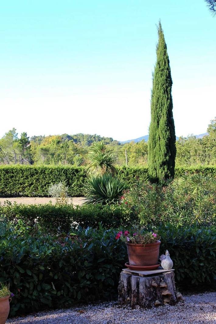 Chambre d’hôte pour 2 personnes, avec vue et bassin pour enfant ainsi que jardin et piscine à Tourrettes - 2