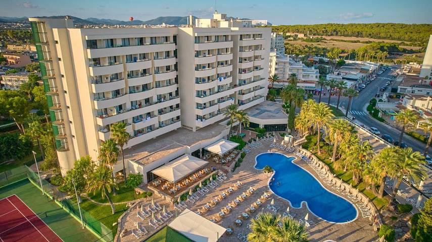 Hotel für 3 Personen, mit Balkon und Terrasse sowie Garten und Kinderpool in Sa Coma - 3
