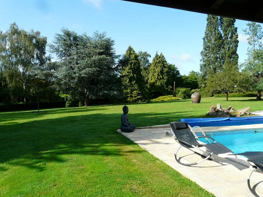 Chambres d'hôtes "Aux deux Jarres" - Chambre 1 in Sidiailles, Saint-Amand-Montrond