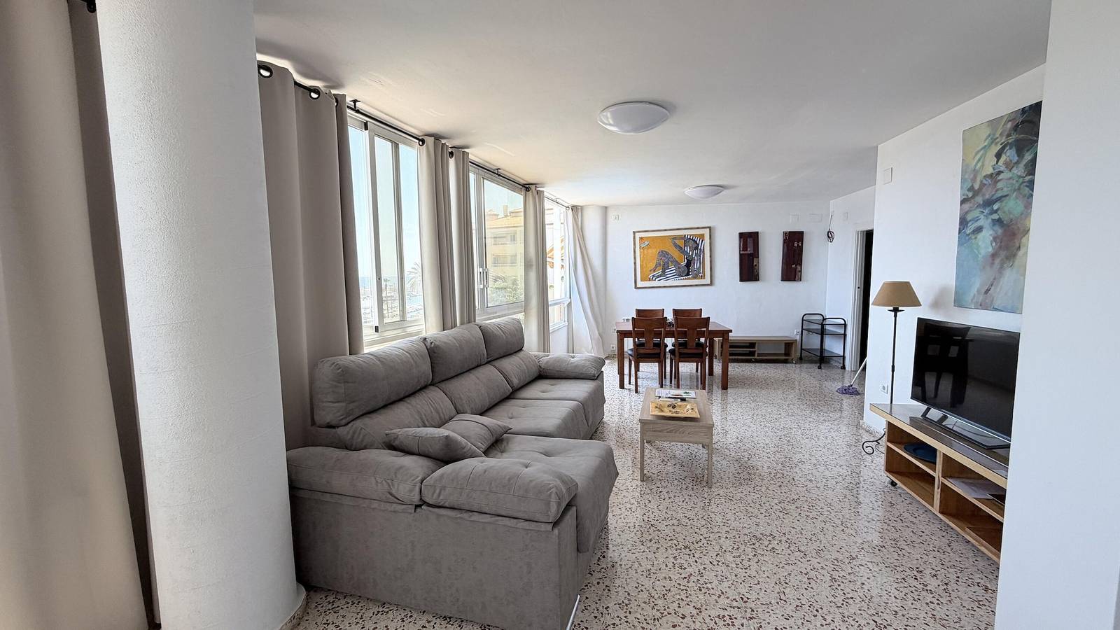 Apartamento entero, Alm-2E, impresionante y amplio apartamento con vistas a playa estudiantes in Villajoyosa, Costa Blanca