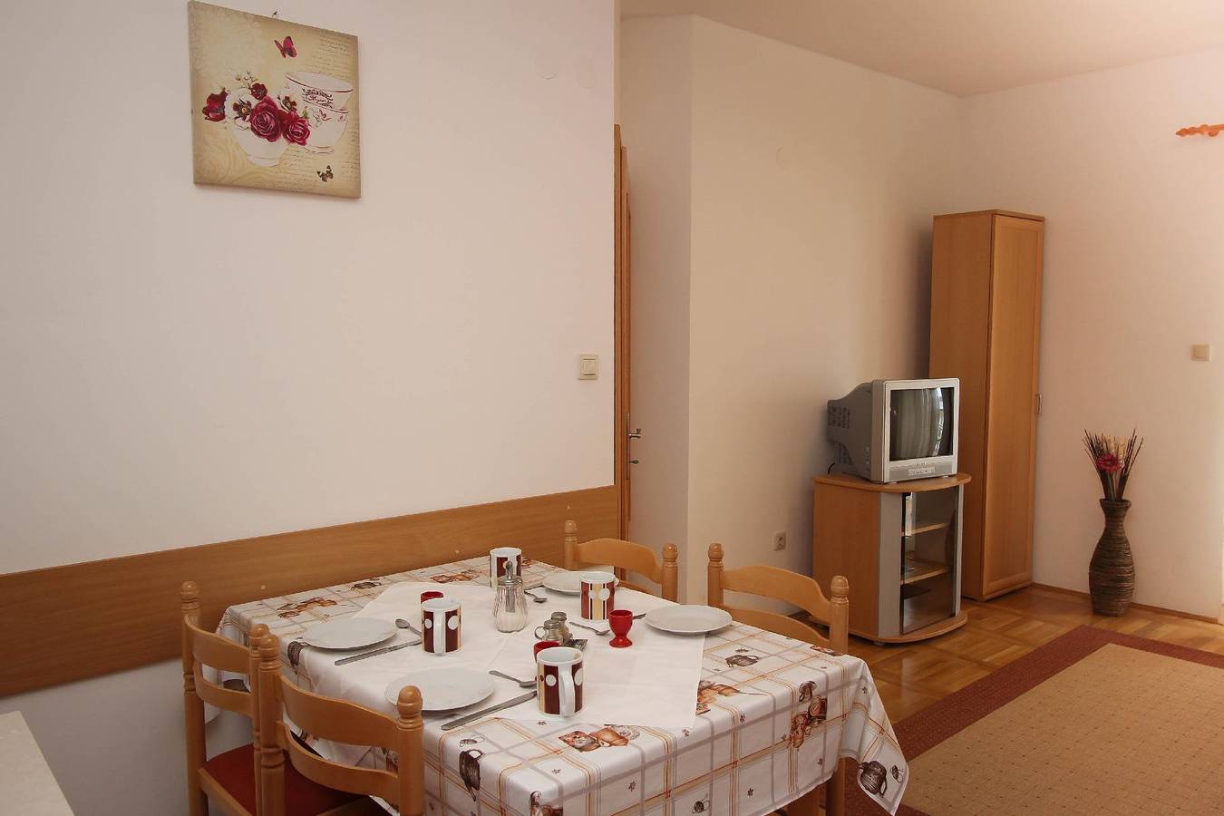 Ganze Ferienwohnung, Apartment Villa Tiha-10m vom Strand, Meerblick in Silo (Krk), Krk