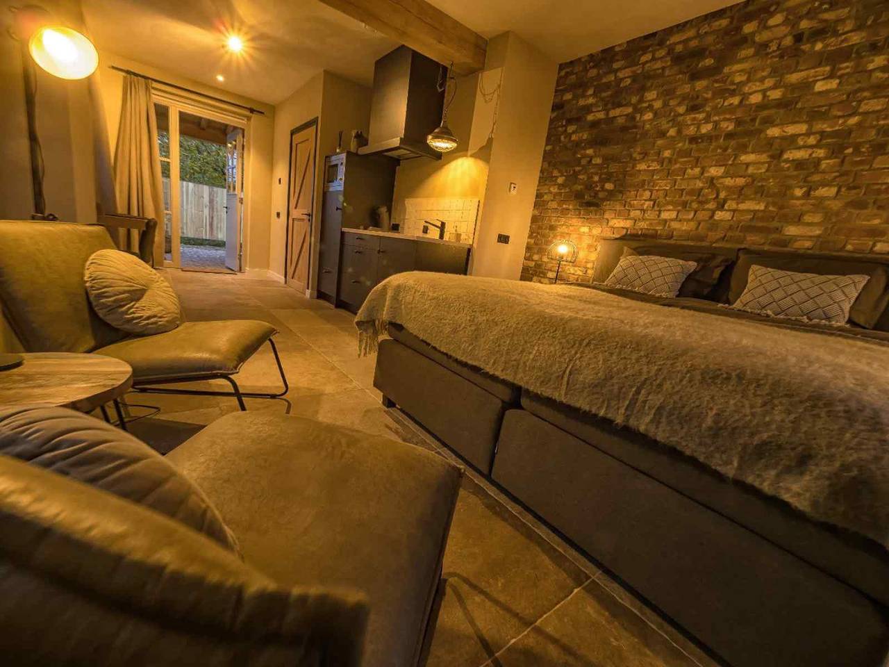 Ganzes Studio, Zwei schöne 2-Personen-Studios nebeneinander in der Nähe von Roermond und der Maas. in Limburg (Niederlande)