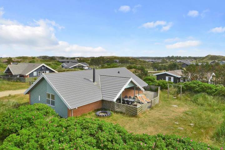 Ferienhaus für 8 Personen, mit Sauna und Ausblick sowie Pool, mit Haustier in Henne Strand