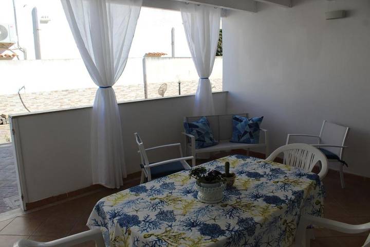 Ferienhaus für 4 Personen, mit Ausblick und Balkon - 1