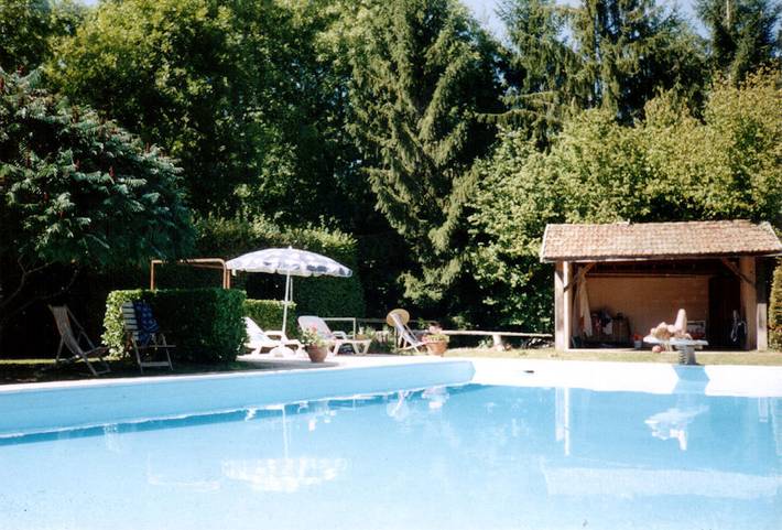 Gîte pour 7 personnes, avec terrasse ainsi que piscine et jardin, animaux acceptés à Saint-Martial-d'Albarède - 2