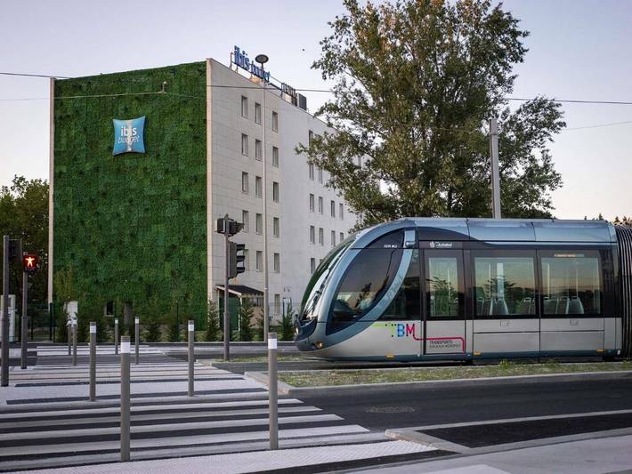 Hôtel pour 2 personnes, avec terrasse, animaux acceptés à Mérignac - 2