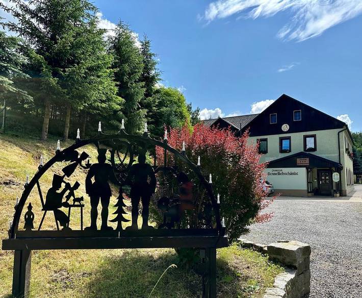 Gästehaus für 3 Personen, mit Terrasse und Garten sowie Ausblick