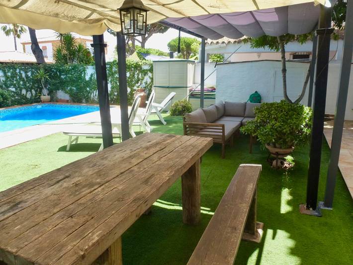 Chalet para 8 personas, con piscina además de balcón y jardín, Familias con niños en Bahía de Cádiz - 4
