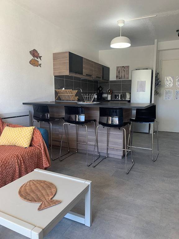 Gîte pour 4 personnes, avec jardin dans Plage de l'Anglade - 2