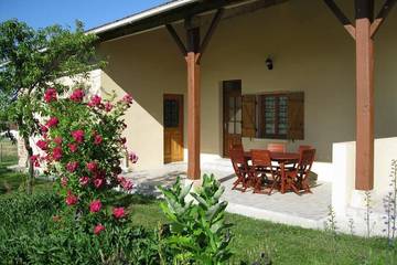 Location de vacances pour 5 personnes, avec jardin à Laiz