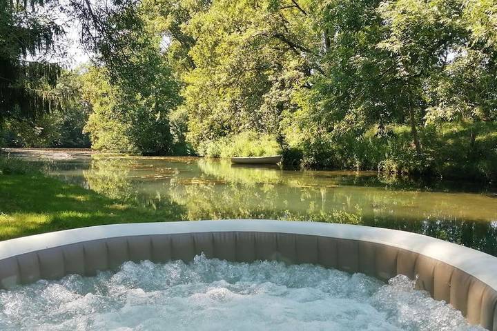 Gîte pour 5 personnes, avec jacuzzi et jardin à Bruges-Capbis-Mifaget