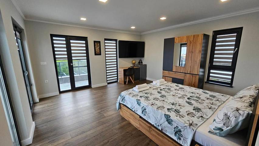 Dom gościnny dla 3 osób, z widok i taras oraz ogród w Obzor