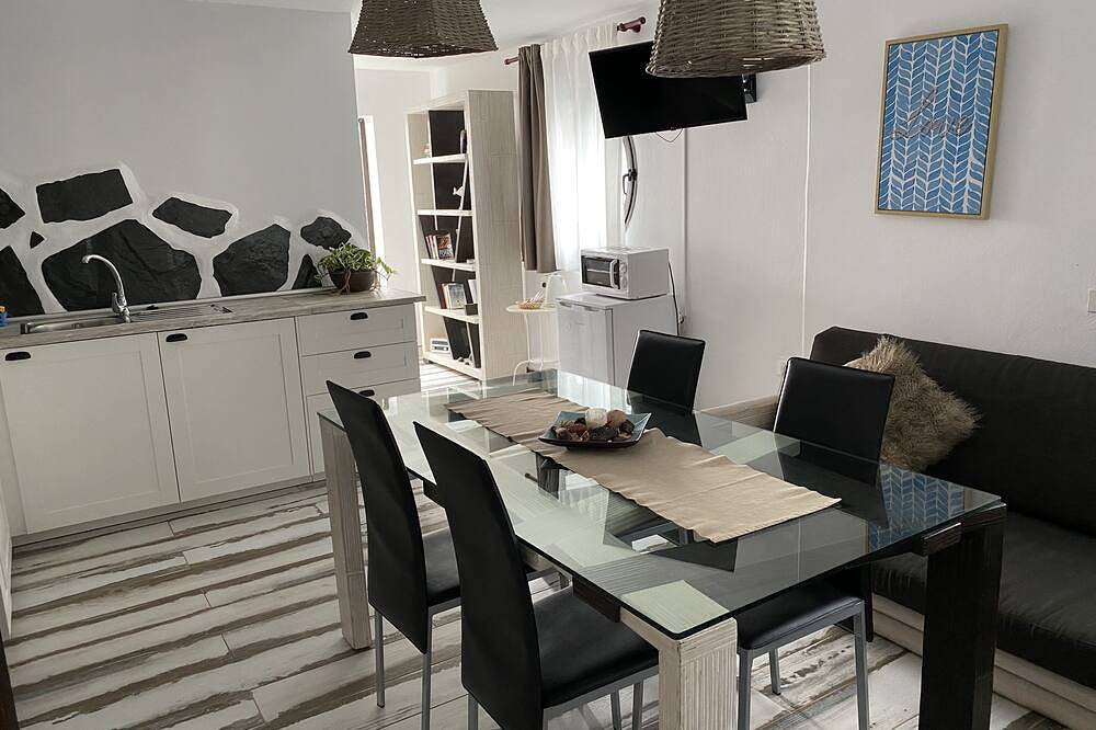 Superbe appartement avec jardin avec vue sur les montagnes in La Costa (Lanzarote), Tinajo