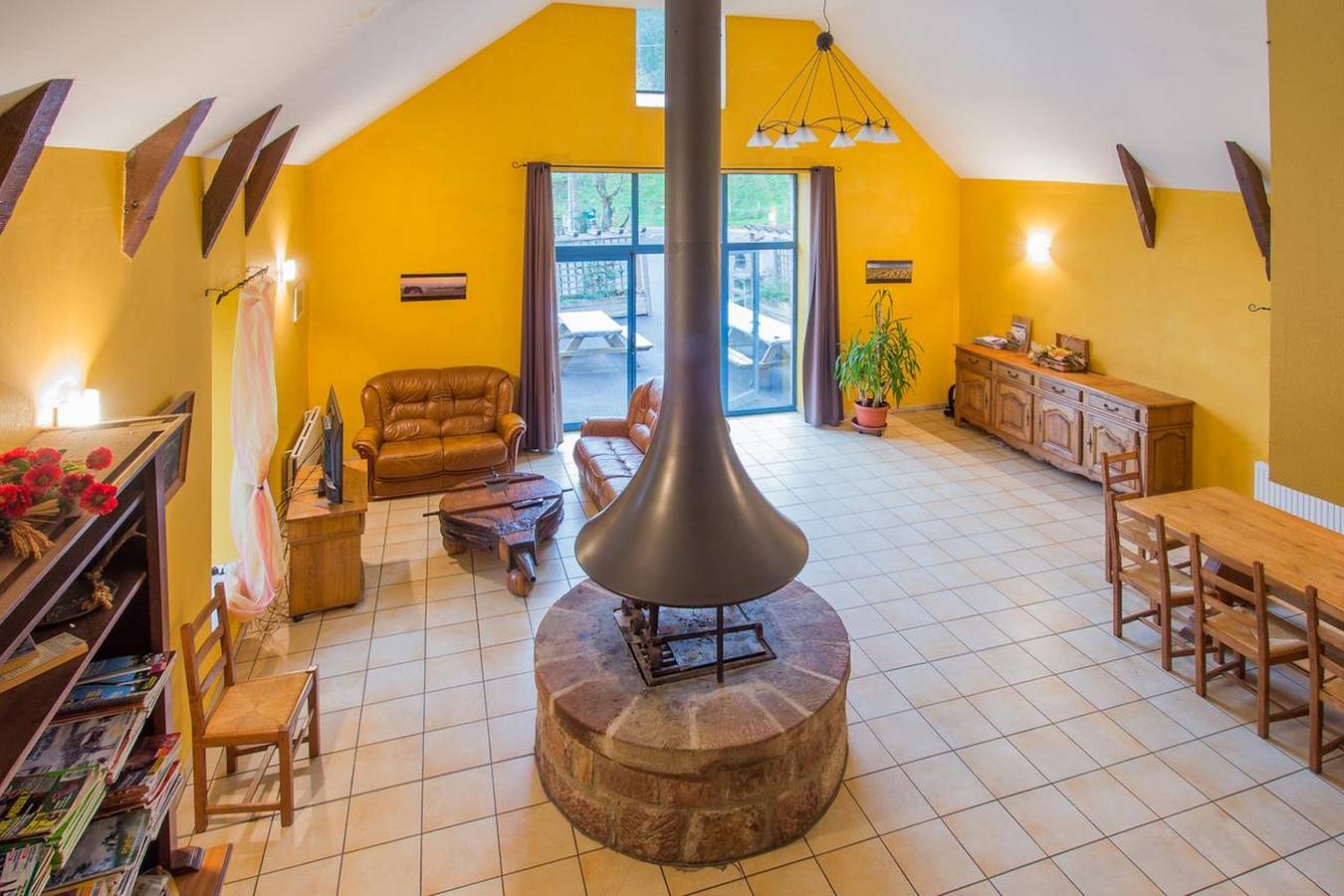 Large family house in Saint-Côme-d'Olt with garden and fireplace in Saint-Côme-d'Olt, Massif Central
