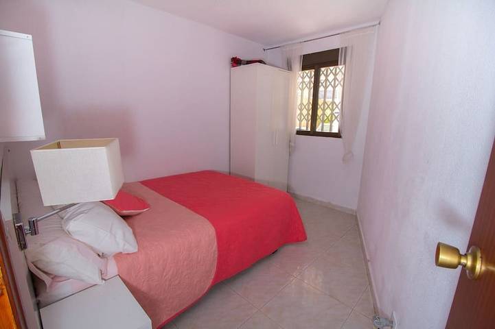 Chalet für 9 Personen, mit Garten in Alicante - 2