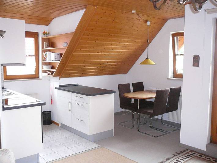 Ferienwohnung für 3 Personen, mit Ausblick und Balkon in Markdorf - 4