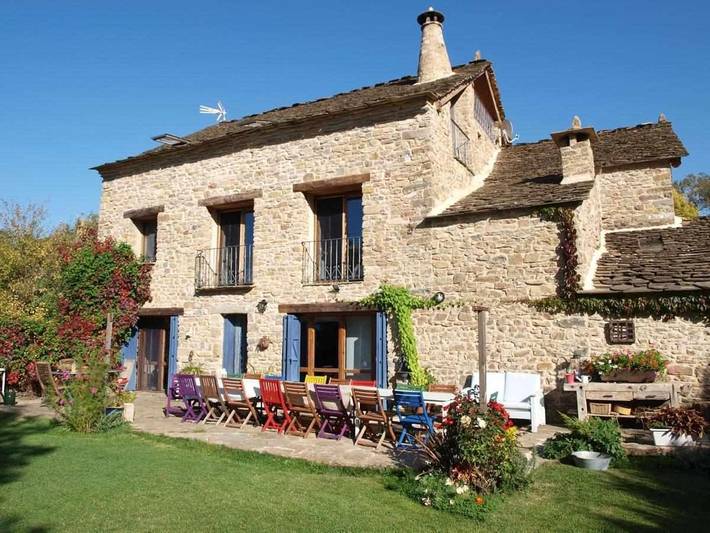 Casa rural para 4 personas, con Balcón además de Terraza y Jardín en Murillo de Gállego