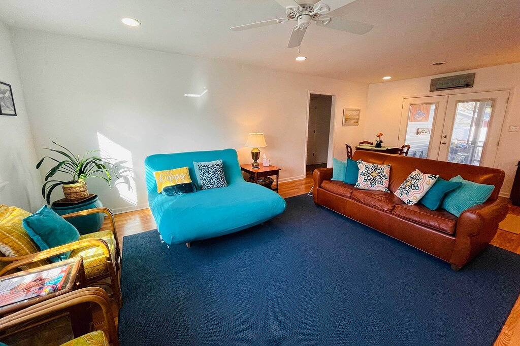 Oak Island Cottage: Minutes to Long Beach! in Oak Island (NC), Brunswick County