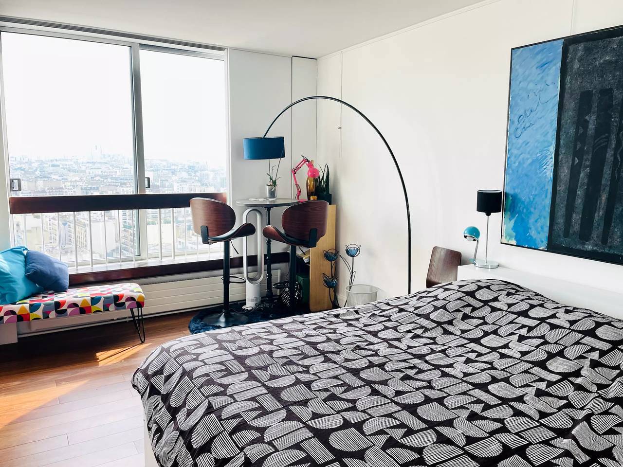 Entire apartment, Panoramic view New design near Eiffel Tower in Eiffel Tower, Paris