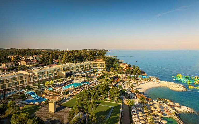 Ferienanlage für 3 Personen, mit Balkon und Terrasse sowie Garten und Kinderpool in Poreč