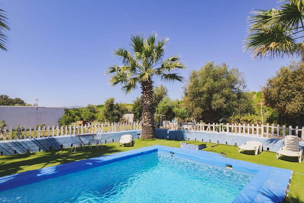 Cubo's Finca La Parra / privézwembad / Bbq / gratis wifi in Pizarra, Málaga Provincie