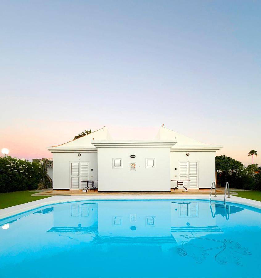 Bungalows Las Almenas in Campo Internacional, San Bartolomé de Tirajana