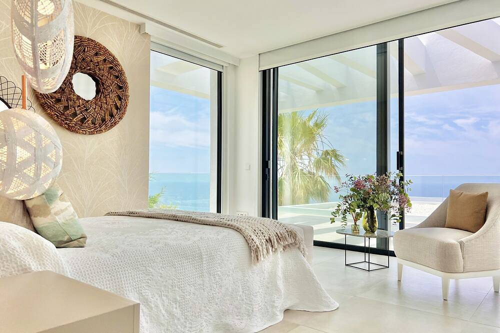 Atemberaubende Und Luxuriöse Villa In Playa De Los Alemanes | 6-8 Pax in Playa de los Alemanes, Tarifa