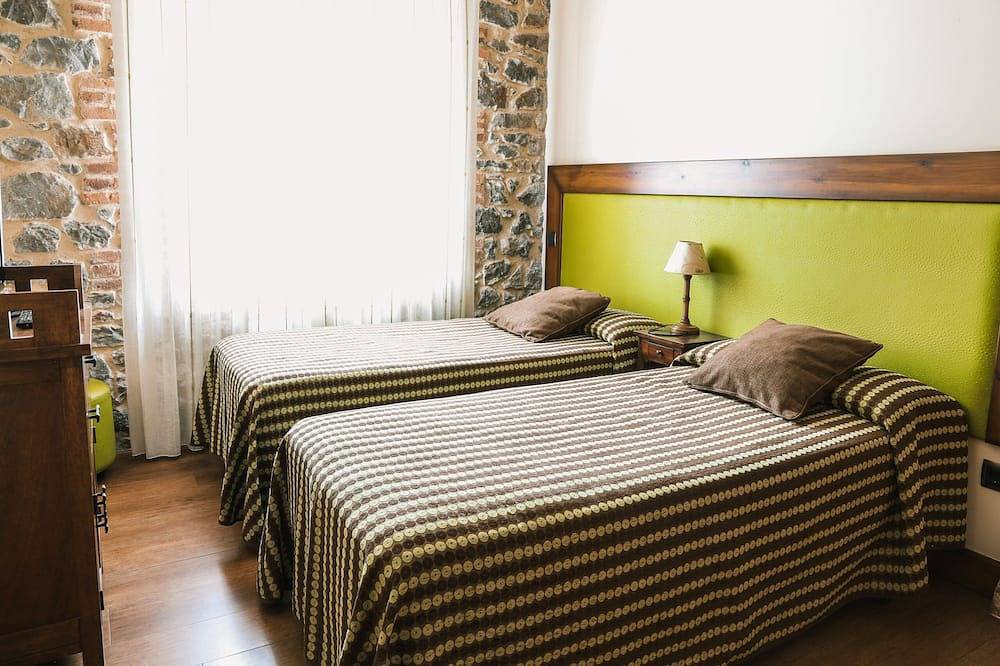 Apartamento entero, Bajo Rústico - Apartamentos Villa Fresnedo in Solares, Medio Cudeyo