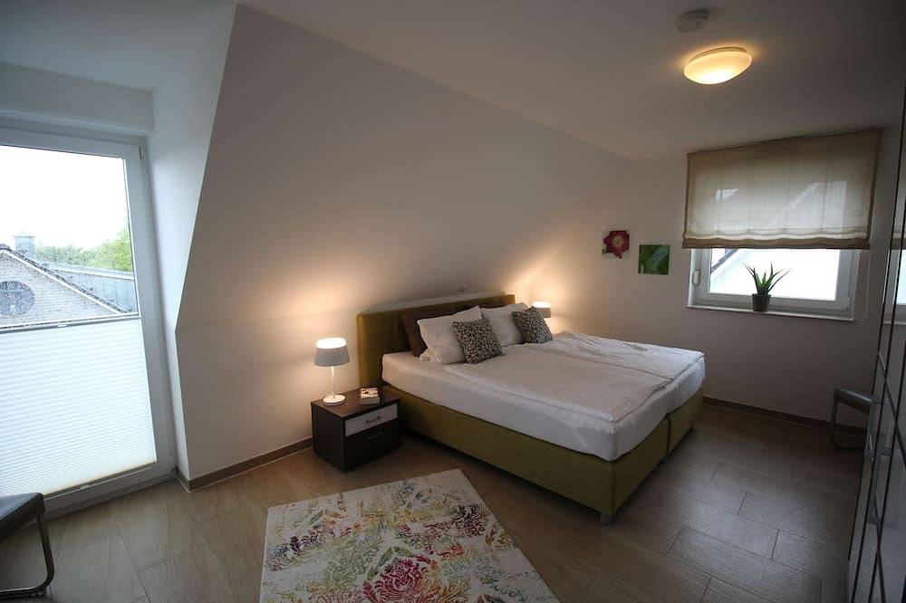 Casa Fortuna Comfort mit Seeblick, Whirlpool, Sauna und eingezäuntem Garten in Göhren-Lebbin, Fleesensee