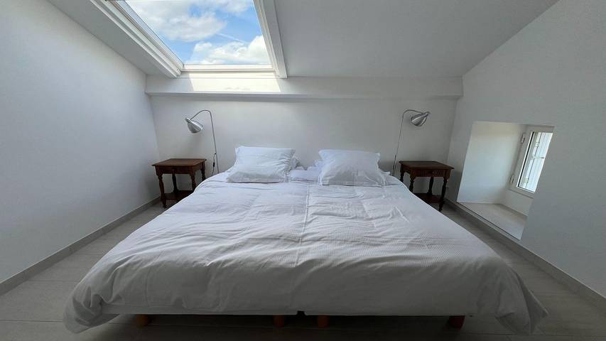 Location de vacances pour 9 personnes, avec piscine et terrasse à Banne - 3