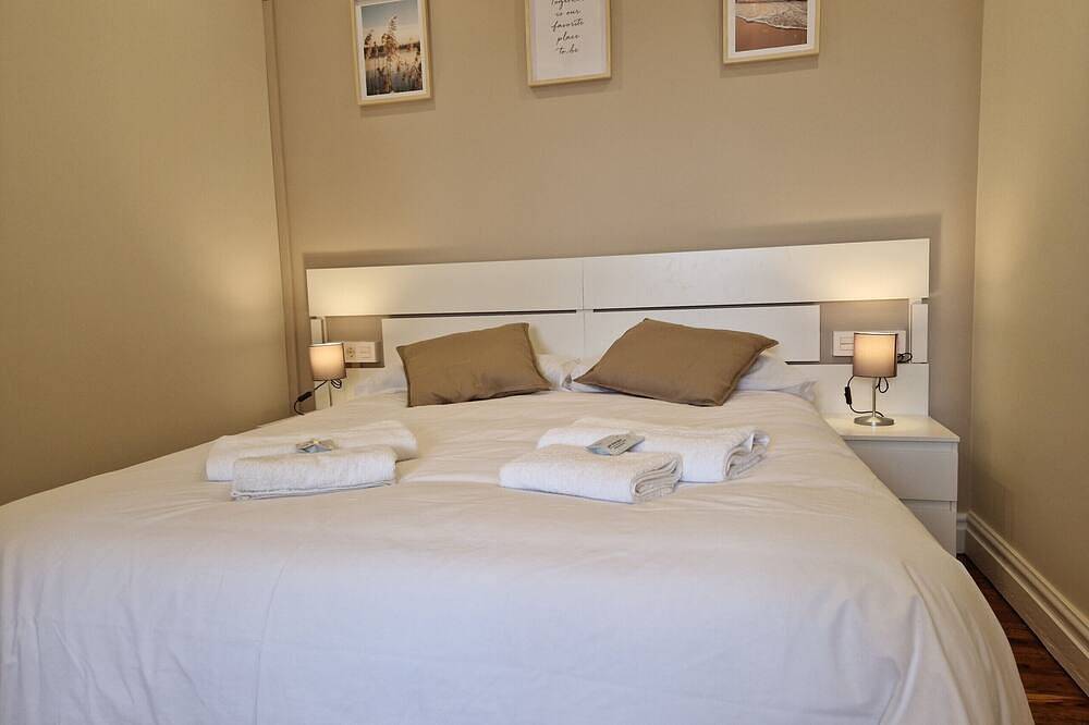 Appartamento intero, 135B2 Precioso Apartamento en Playa in Distrito Centro (Gijón), Gijon