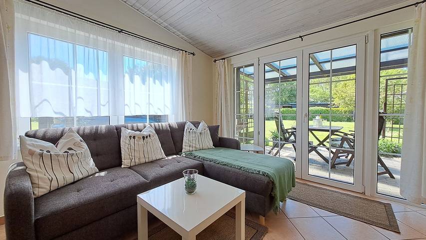 Ferienhaus für 3 Personen, mit Garten und Terrasse in Altenkirchen - 2