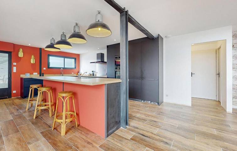 Location de vacances pour 12 personnes, avec terrasse et piscine à Nalliers - 4