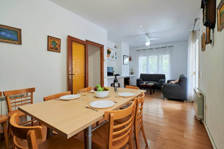 Casa rural para 7 personas, con Terraza y Jardín en la Costa Brava - 4