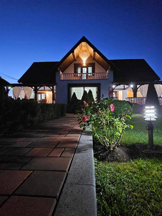 Villa pour 9 personnes, avec vue et jardin, adapté aux familles en Roumanie - 2