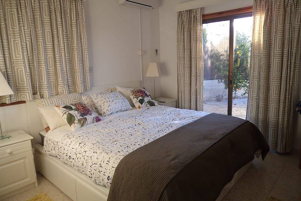 Villa mit fantastischer Aussicht, kostenloses Auto und Internet in Πισσούρι, Südzypern