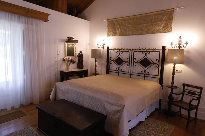 Location de vacances pour 14 personnes, avec jacuzzi et jardin ainsi que piscine et balcon dans Facha - 3