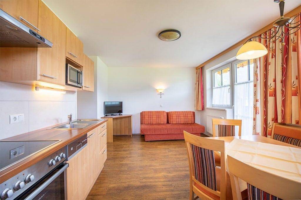 Geheel vakantieappartement, Appartement, bad, Wc, 2 slaapkamers in Flachau, Ski Amadé